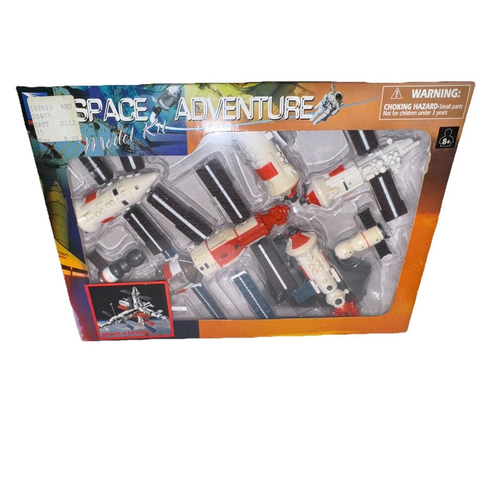 New Ray - Space Adventure Lunar Rover Model Kit Brand New In Box